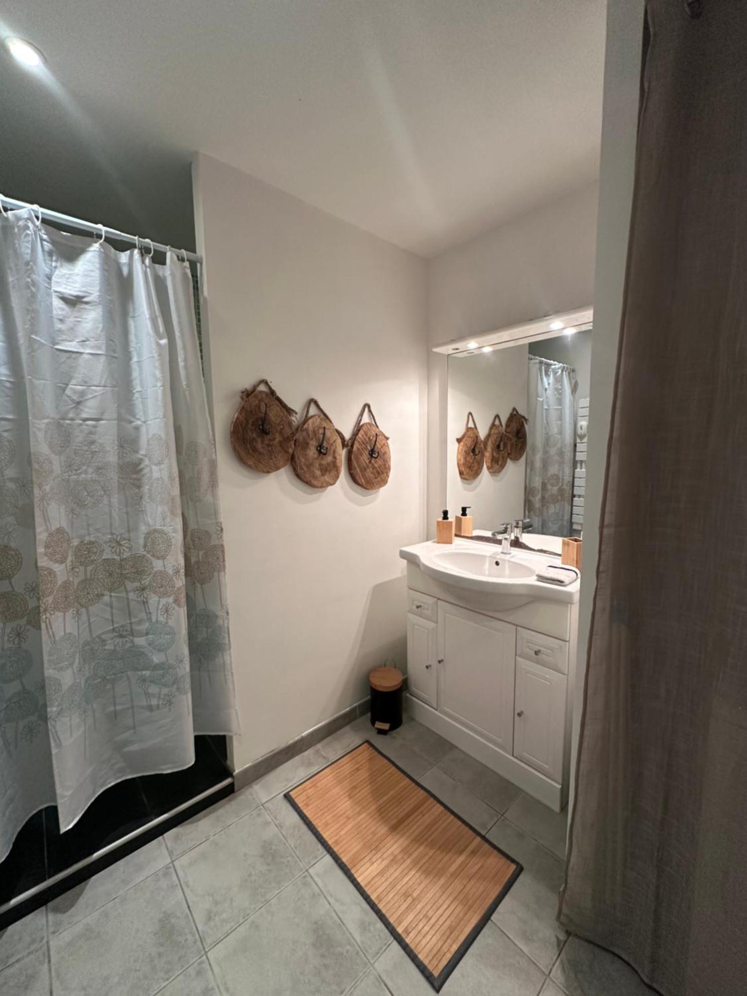 Gite La Grande Racinaie Cre-sur-Loir 外观 照片