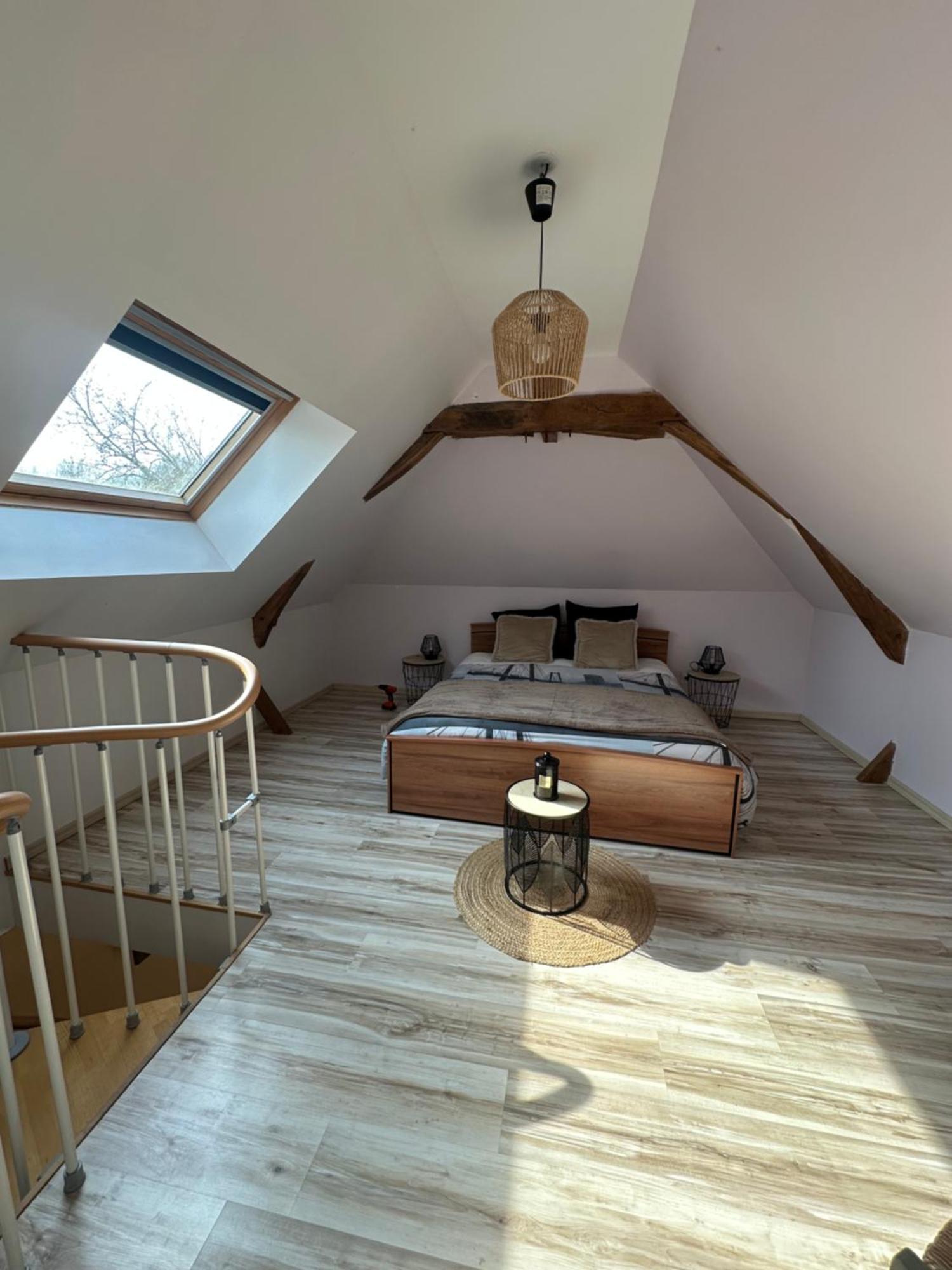 Gite La Grande Racinaie Cre-sur-Loir 外观 照片